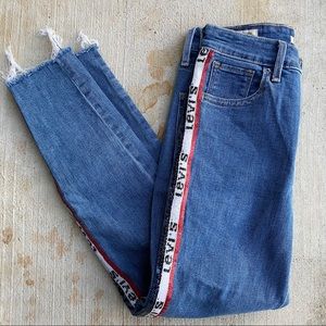 Levi 721 High Rise LIMITED EDITION Jeans